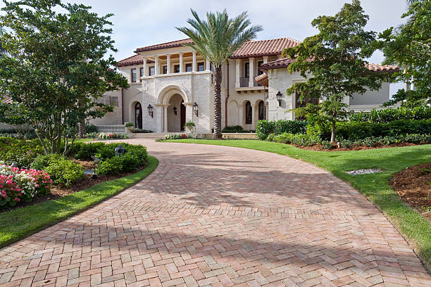 Best Driveway Paving Contractor  in Lake Fenton, MI